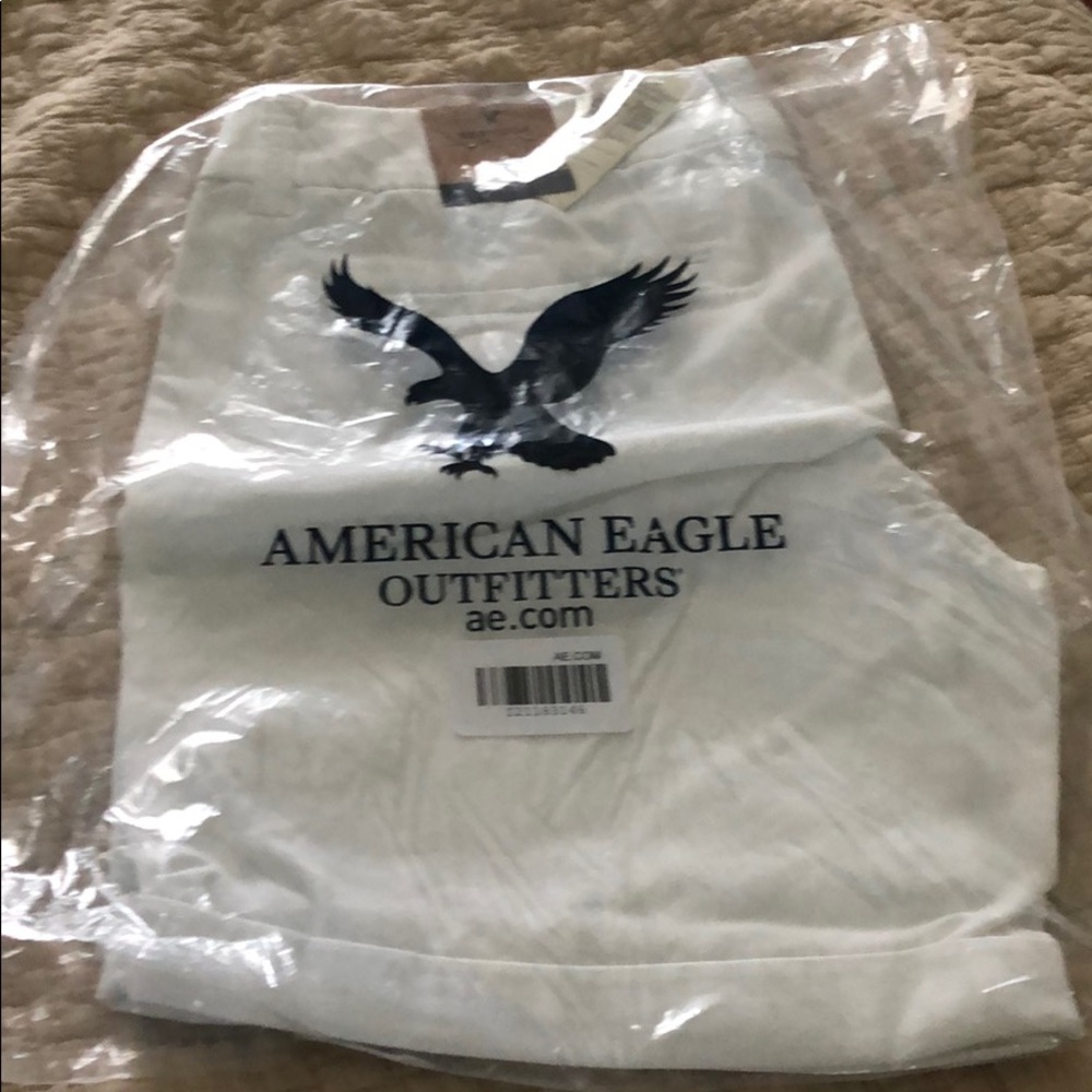 American Eagle Bermuda shorts size 4